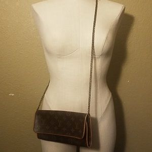 Louis  Vuitton cross body
